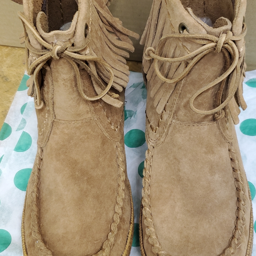 UGG Tan Ankle Booties with Fringe Size 5